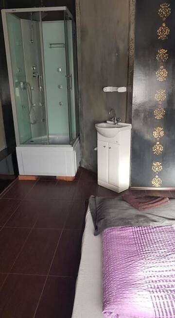 Фото номера Одноместный номер с душем Проживание в семье Studio Relax г. Kolnik 3